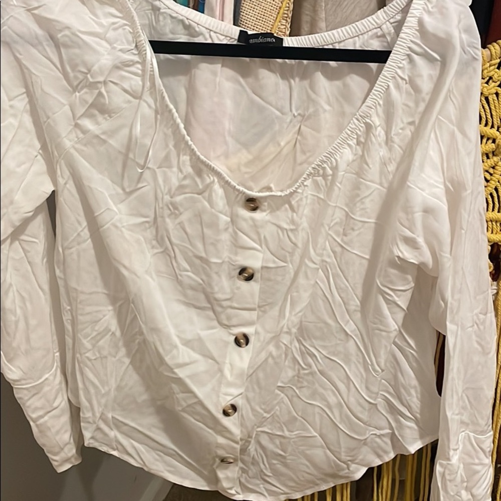 White top size medium